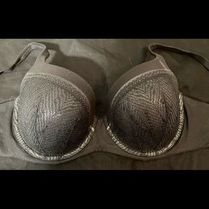 Victoria’s Secret 38D Body By Victoria Lined Demi Black & Silver Bra